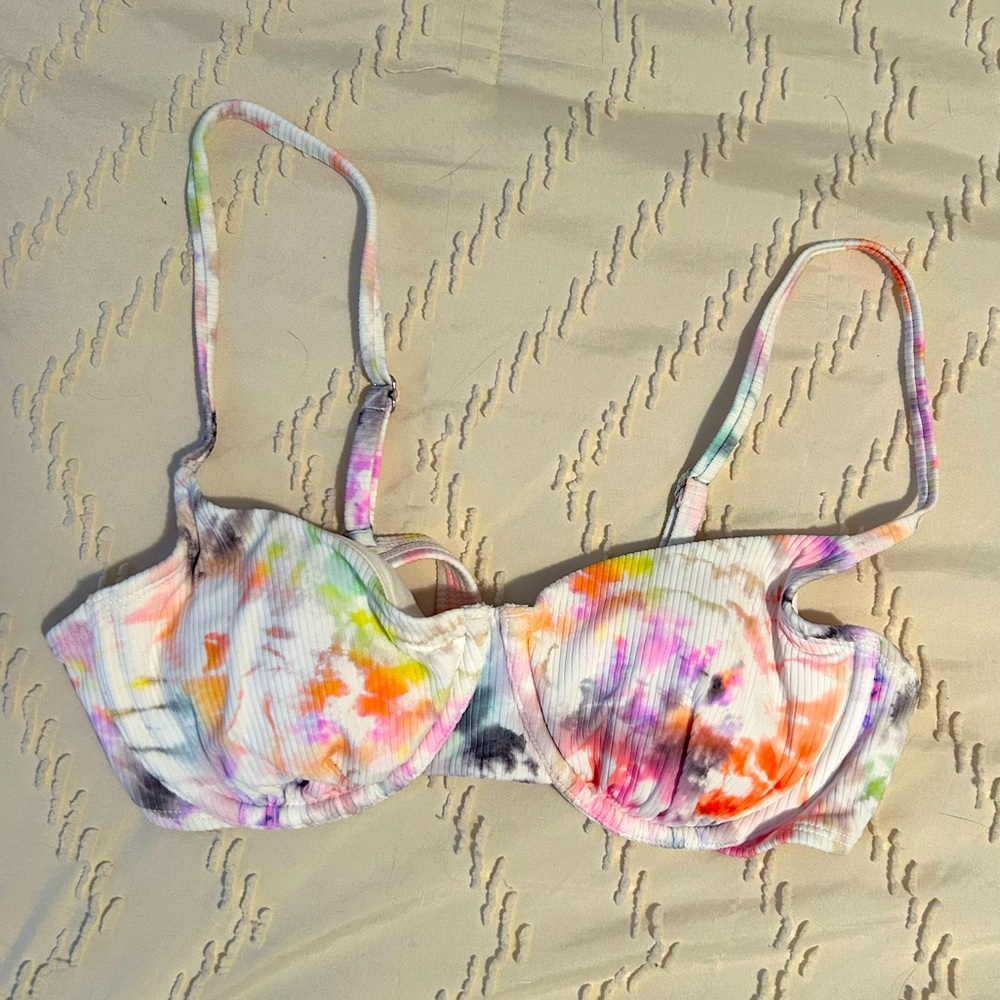 Tie Dye Underwire Bathing Suit Top